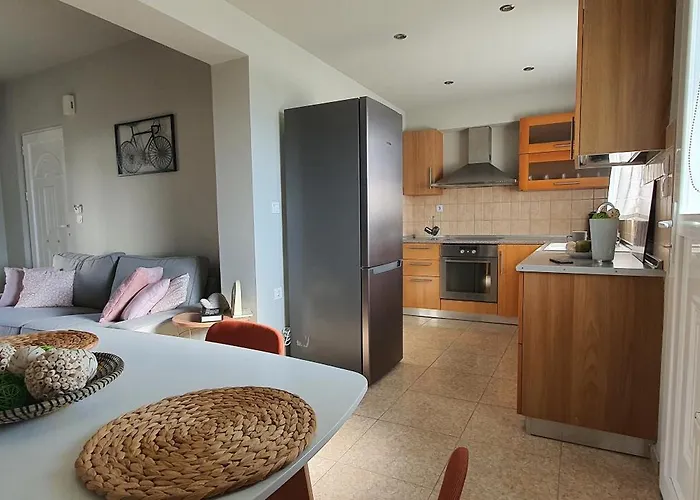 Cozy 2 بلدة كوس